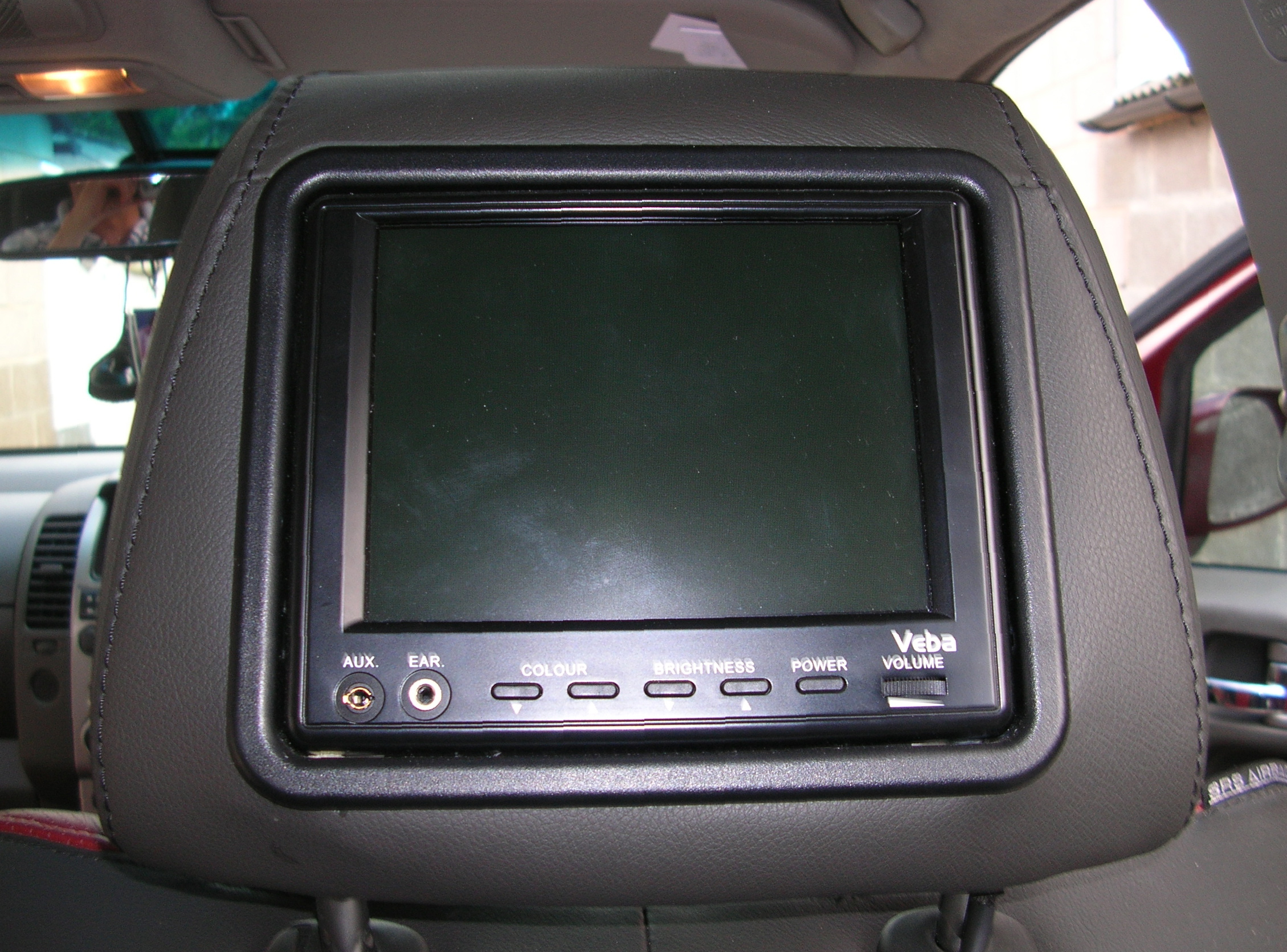 Veba+entertainment+system+fitted+in+headrest
