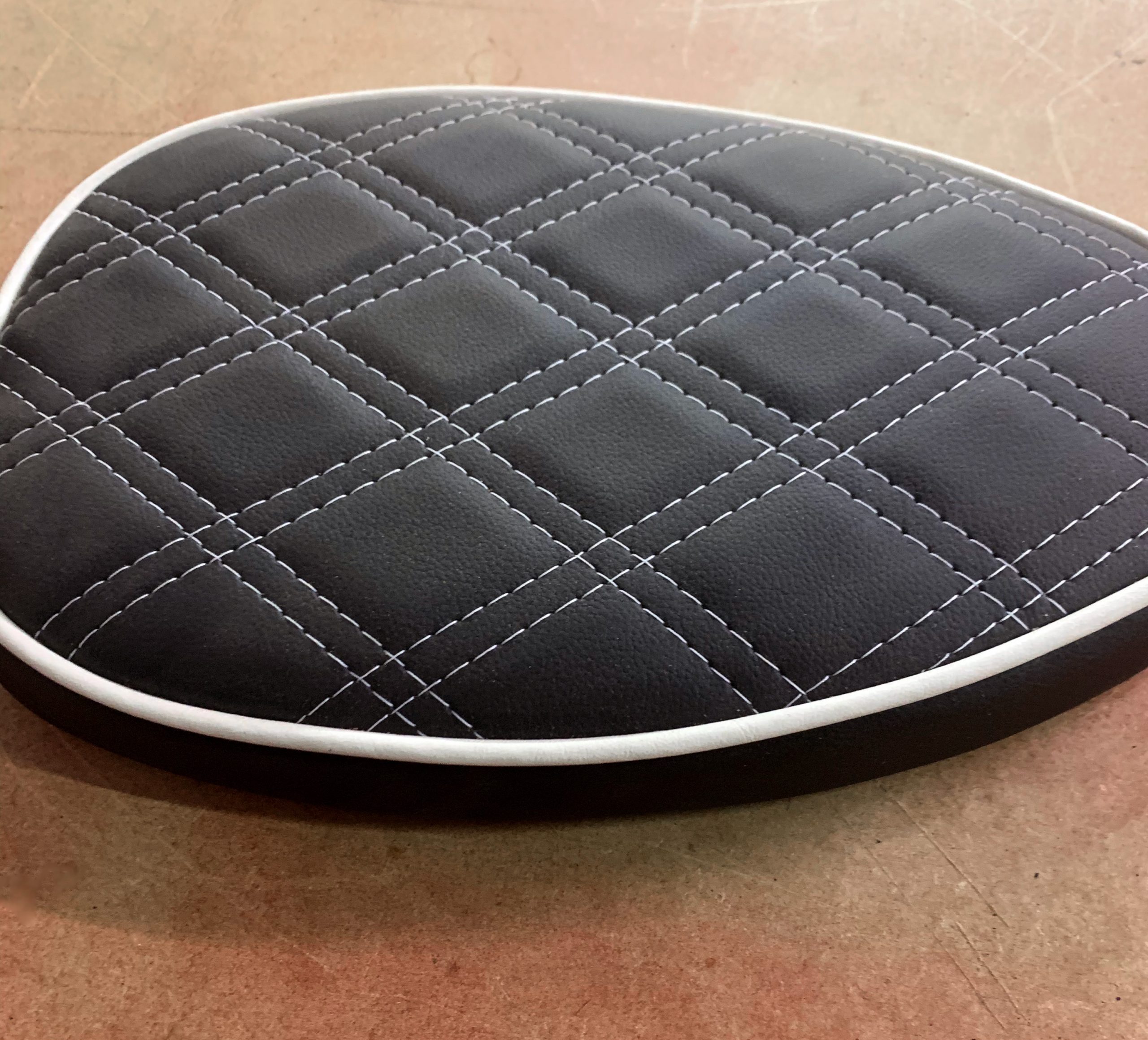 Black+leather+seat+with+white+detailing