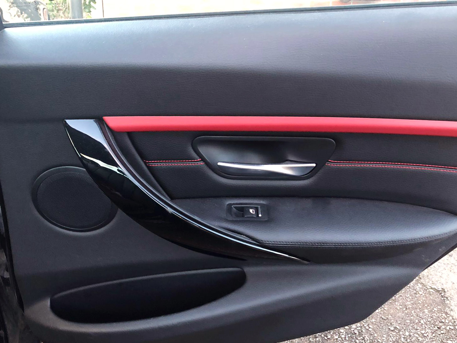 Automobile+door+panel+repair